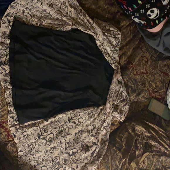 Shirt - Picture 3 of 6